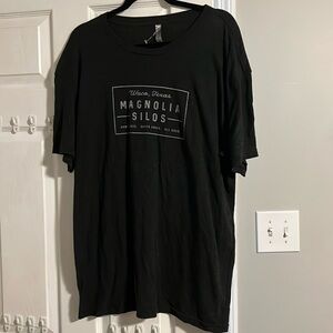 Magnolia Silo Waco Texas Women’s XXL Dark Grey Short Sleeve T-shirt